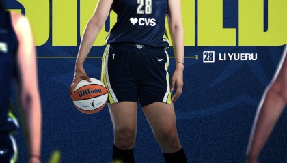 开云集团-飞翼官宣：中锋李月汝接受资质报价 新赛季重返球队征战WNBA
